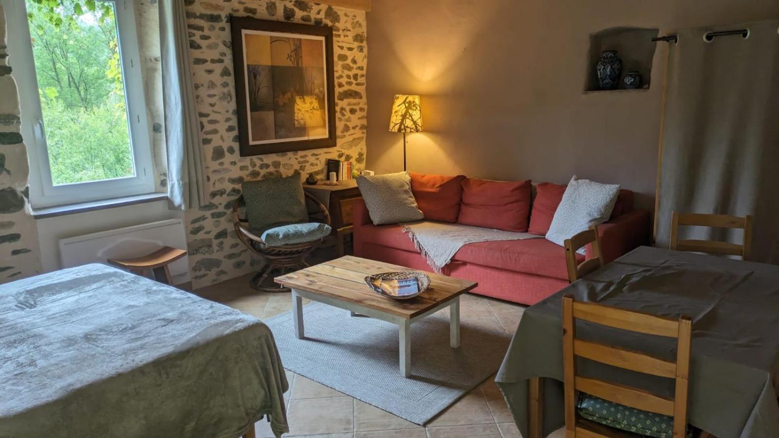 Les Jardins De Lumiere Bed & Breakfast Brusque Eksteriør bilde