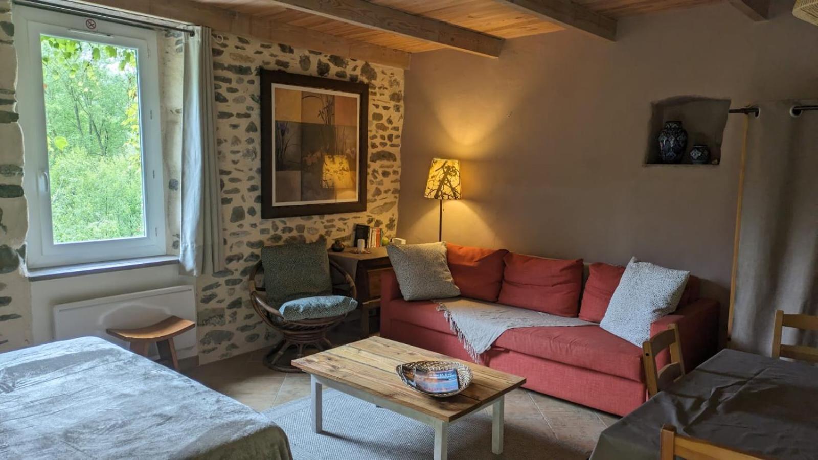 Les Jardins De Lumiere Bed & Breakfast Brusque Eksteriør bilde